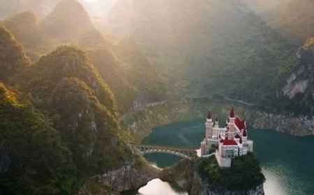 Dağların ve Denizin Ortasında Bir Kale: Guizhou Kalesi