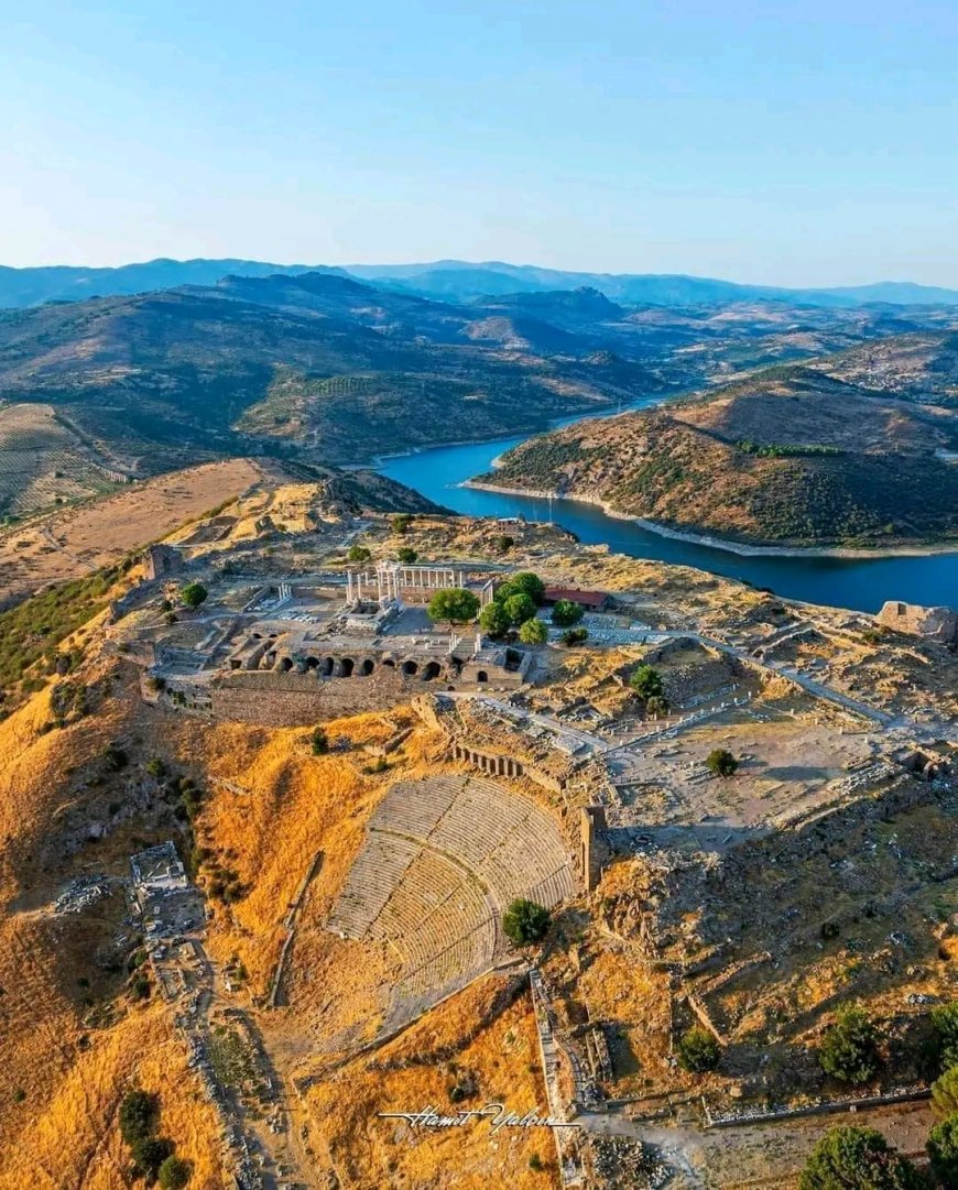 Anadolu’nun Tarihi Hazinesi Pergamon Antik Kenti