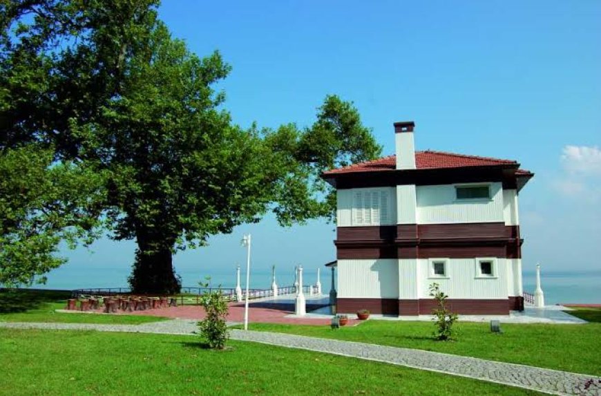 Atatürk'ün Doğa Sevgisinin Simgesi: Yalova Yürüyen Köşk