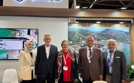 Büyükelçi Fatma Ceren Yazgan’dan Europort Fuarı’nda Trabzon Tersanesi’ne Ziyaret