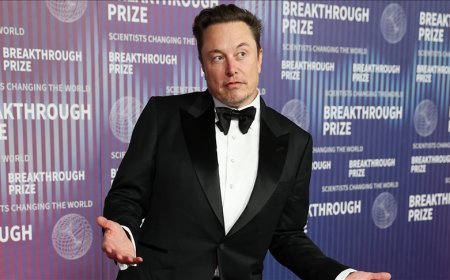 Elon Musk’tan Tesla’ya beş yıllık bağlılık sözü