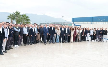 KRONE Grubu İcra Kurulu Başkanı Bernard Krone, Tire fabrikasını ziyaret etti