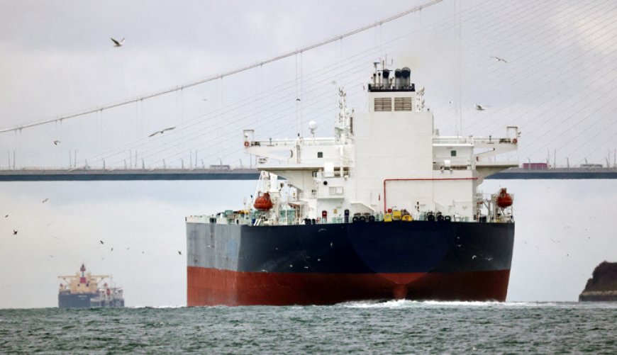 Küresel Petrol Ticaretindeki Keskin Dönüşüm: Denizcilik Sektörü Yeni Bir Krize mi Giriyor?